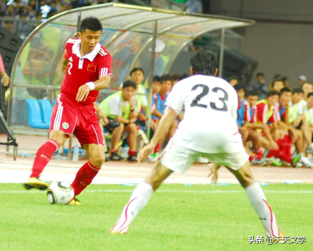 何杨和杨容的婚礼视频,何杨情侣名字