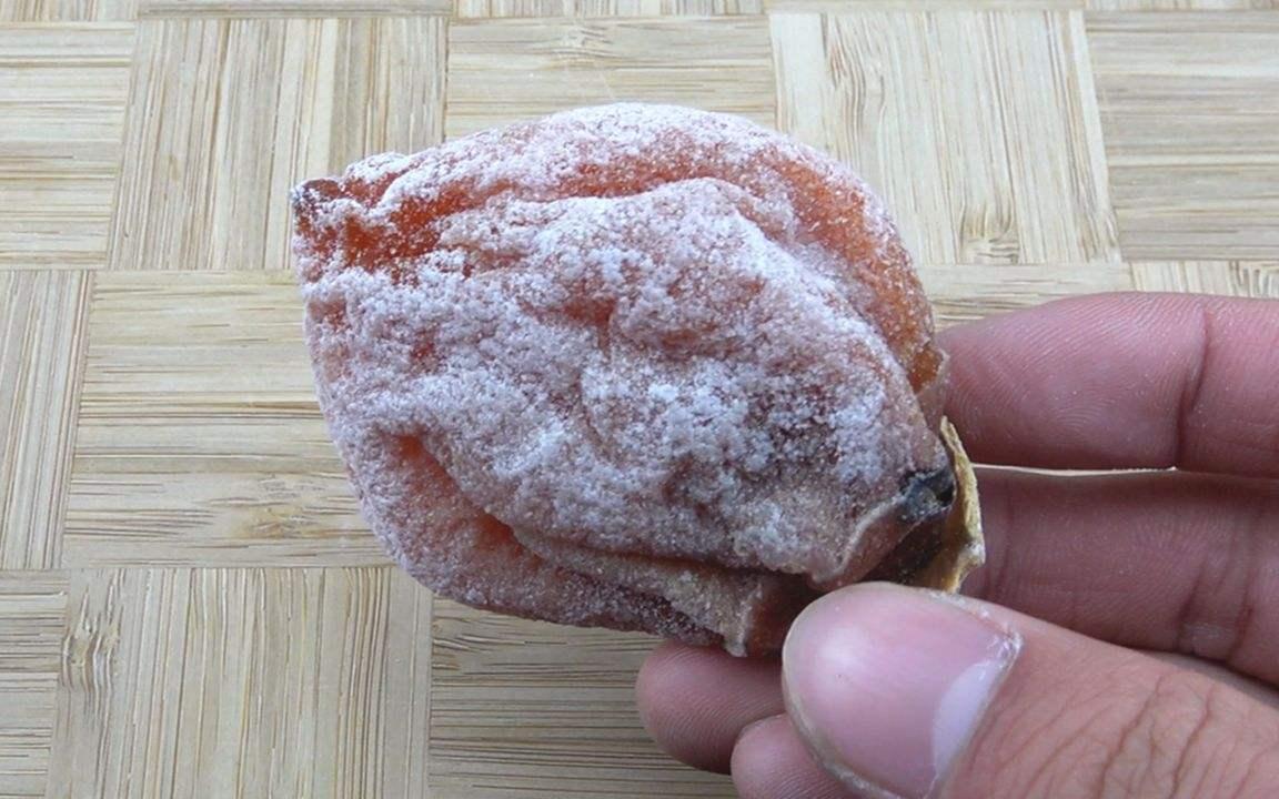 空腹吃柿子为什么会结石,空腹食用柿子当心结石作怪