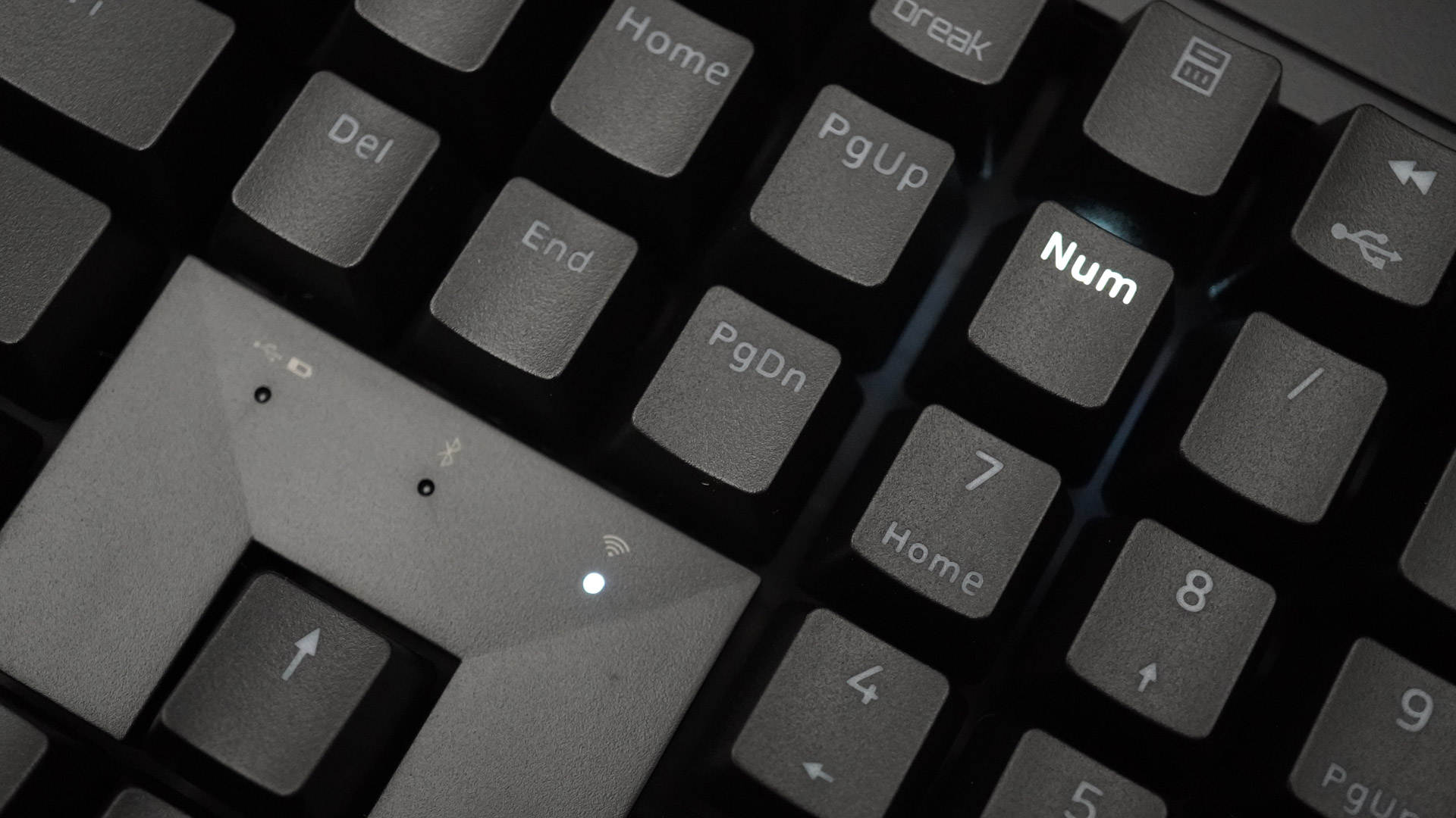 cherry樱桃mx8.0rgb彩光机械键盘,cherry樱桃mx8.0机械键盘什么水平