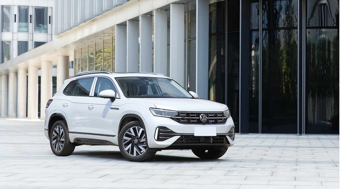 探岳280两驱豪华速度超100后表现,250牛米的发动机