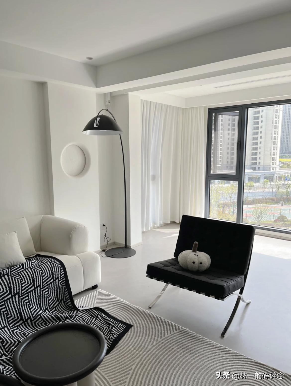 90后夫妇拒绝“过度装修”,把135㎡家装得堪称教科书,太高级了