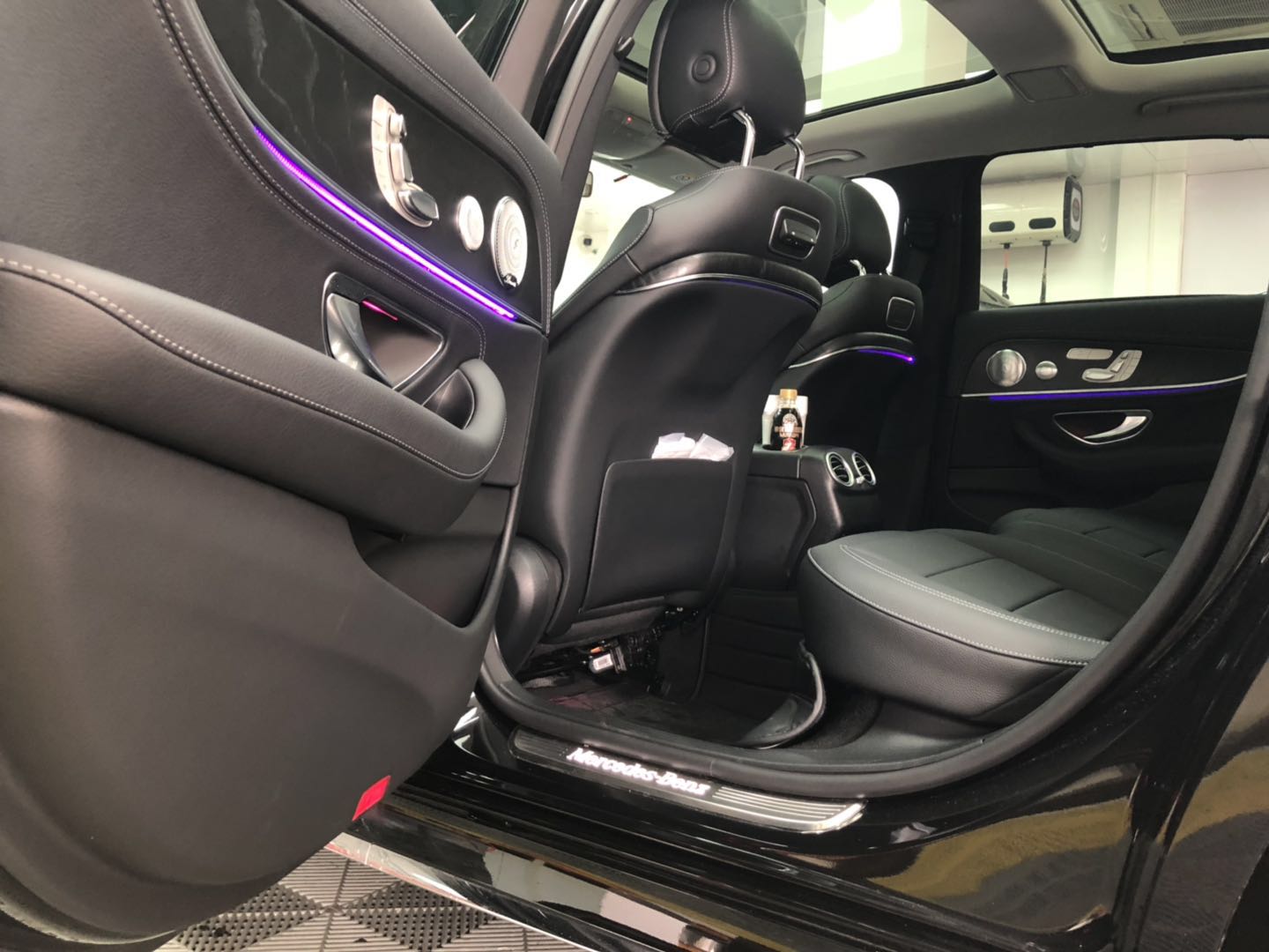 22款奔驰e300柏林之声音响效果,19款奔驰e300l改装柏林音响多少钱