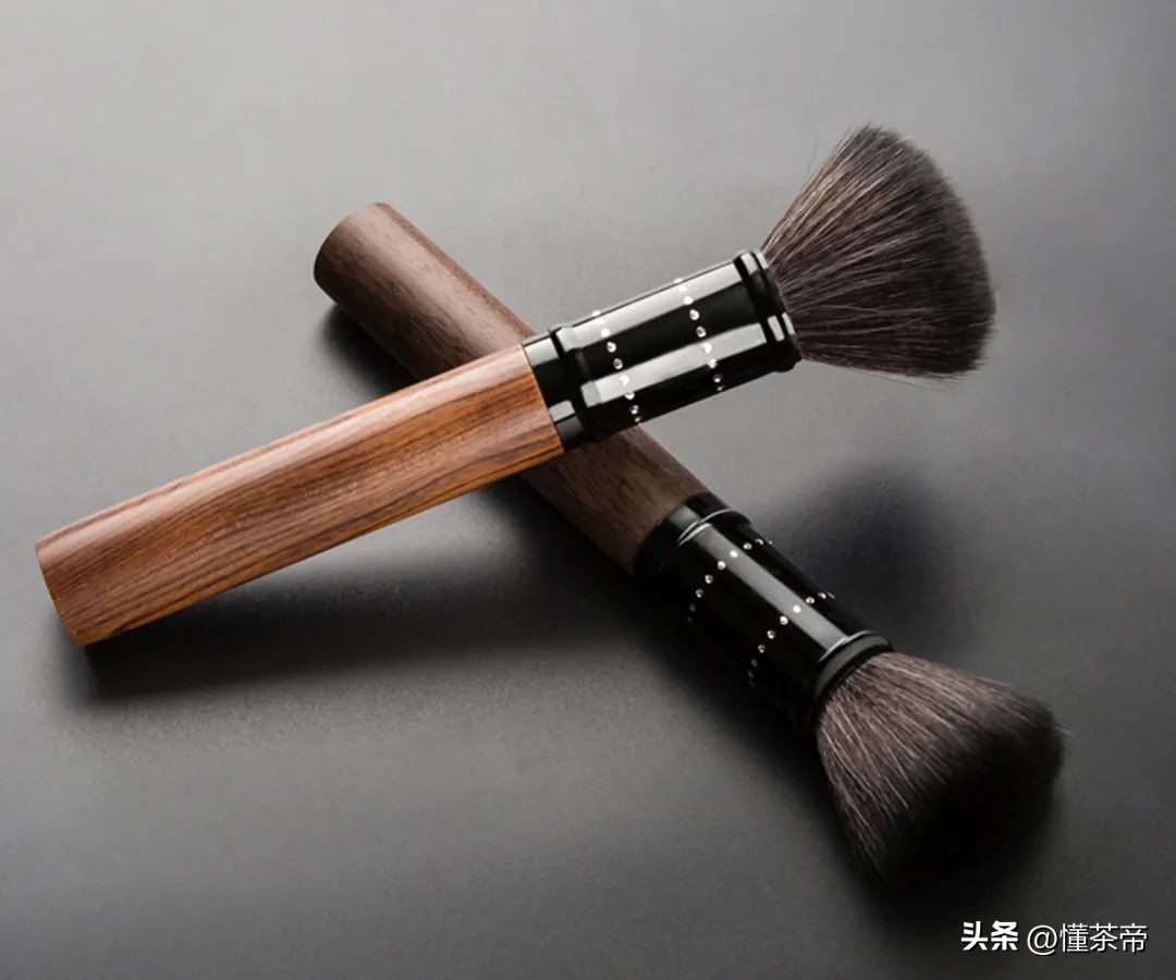 茶桌上的所有器具怎么用,茶台泡茶器具有哪些