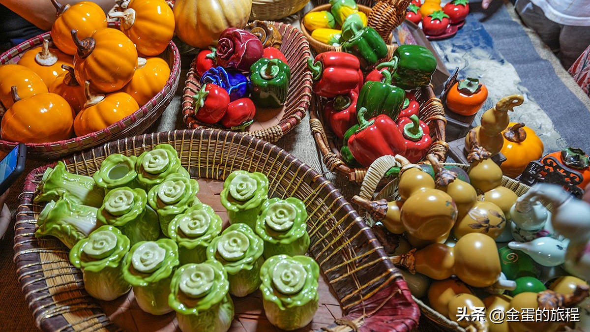 景德镇好玩的夜市卖陶瓷,景德镇陶溪川夜市瓷器