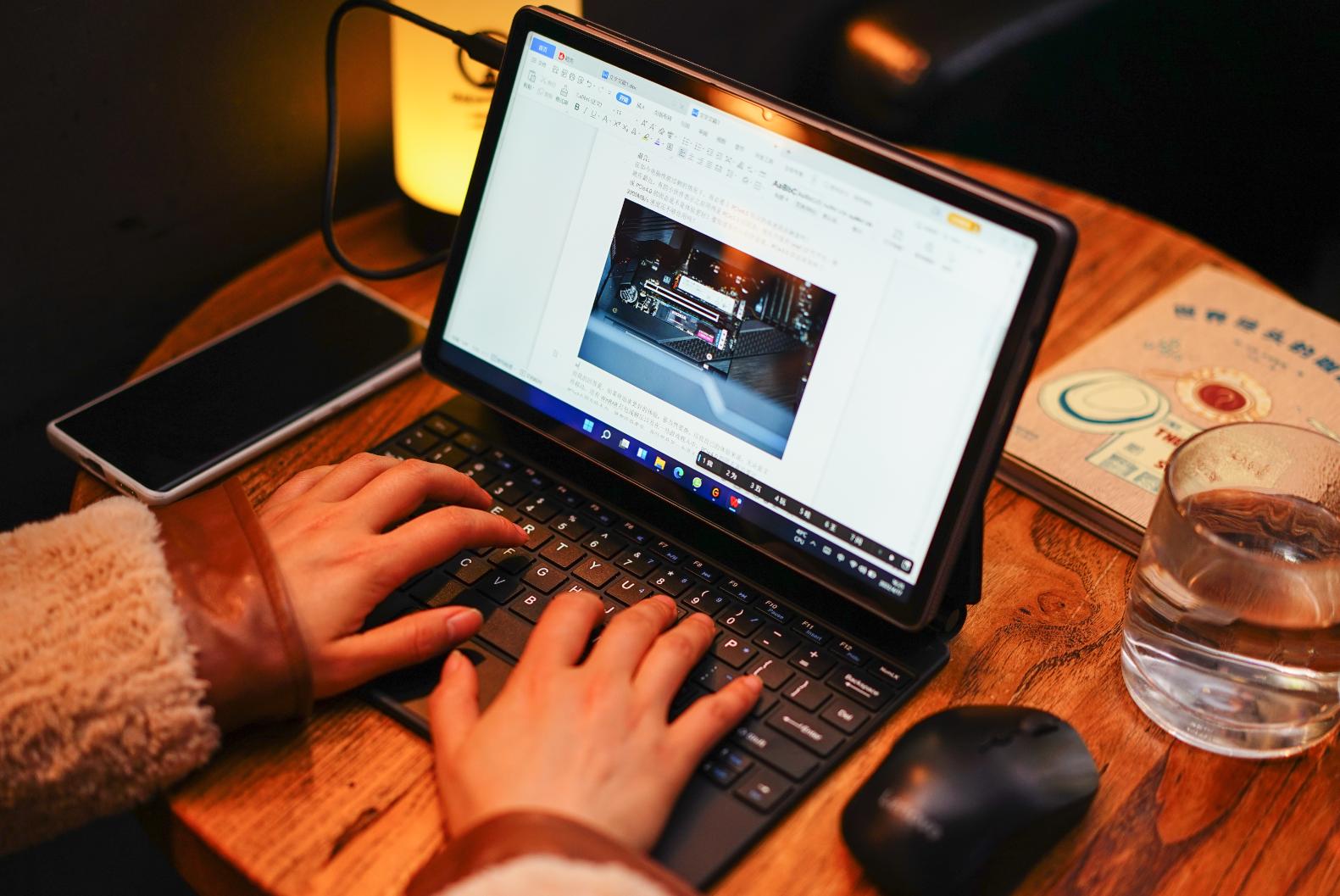 酷比魔方iworkgt12平板,酷比魔方iwork20pro和微软surfacego2