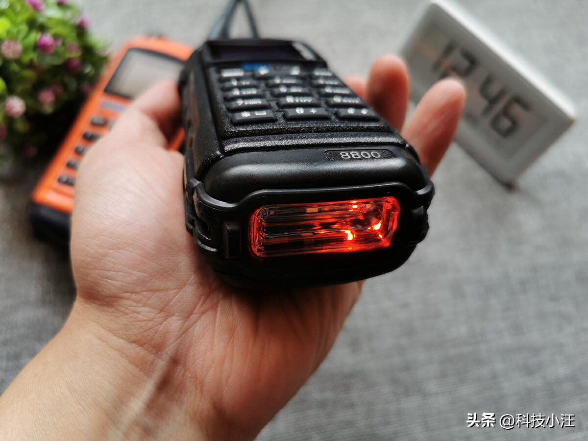 挑选对讲机选什么样的对讲机,手持对讲机哪个最好最实用