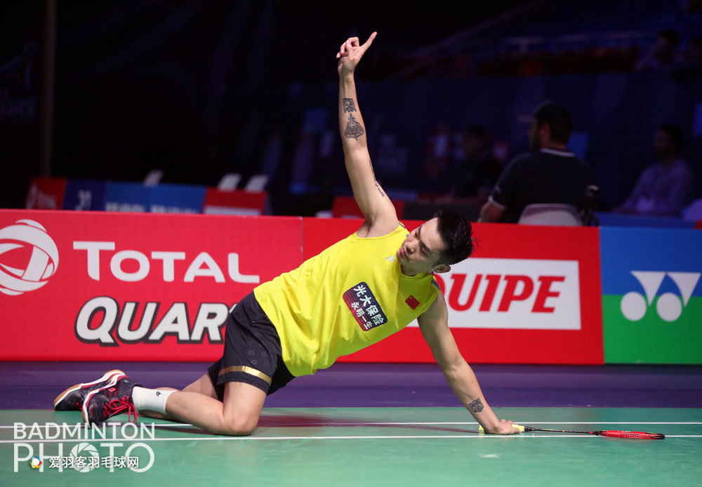 林丹穿什么羽毛球鞋,林丹cfz羽毛球鞋