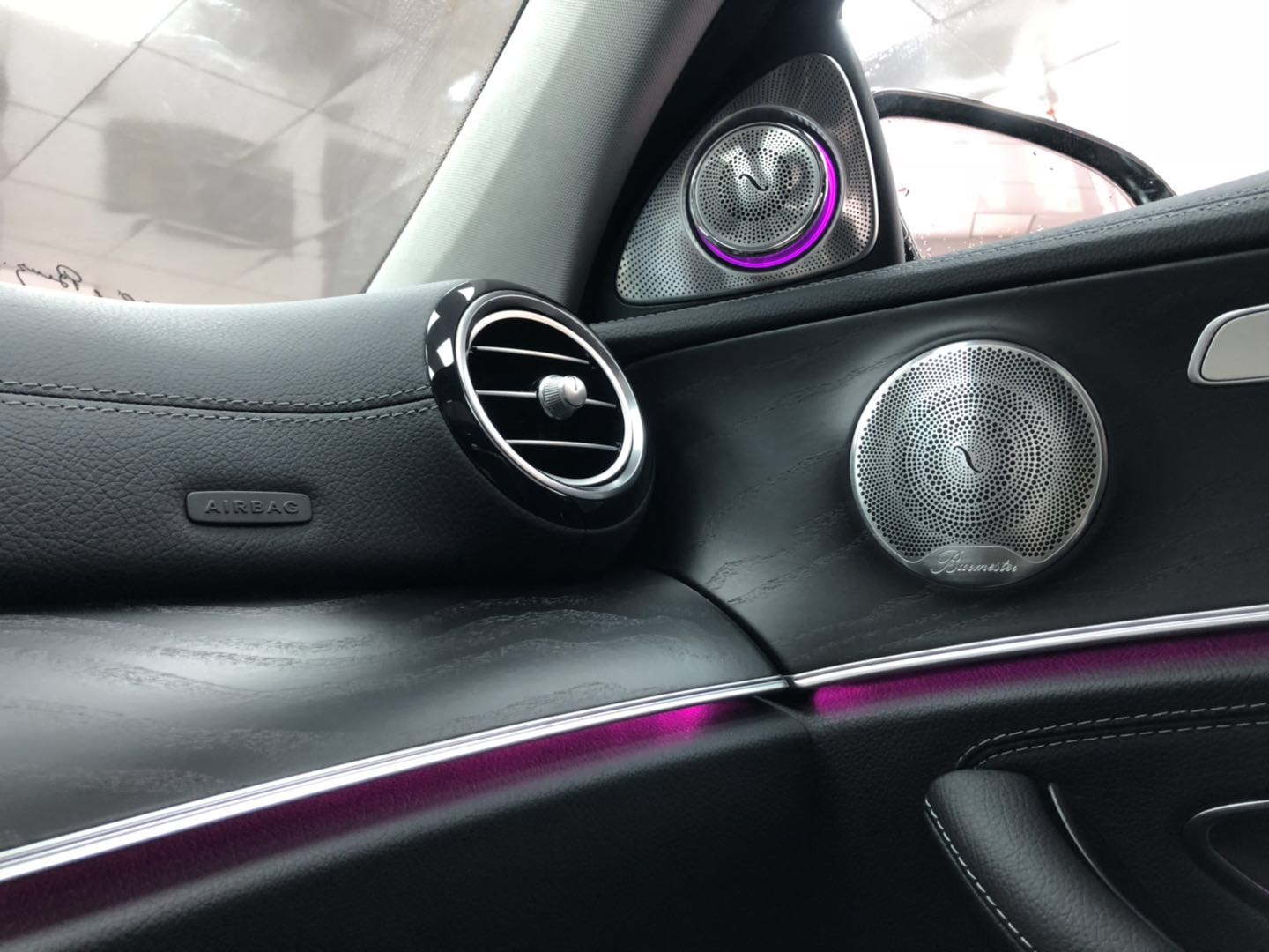 22款奔驰e300柏林之声音响效果,19款奔驰e300l改装柏林音响多少钱