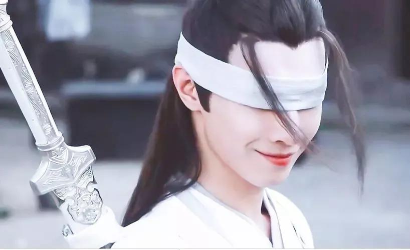 “蒙眼*男美**”只服这八位,鼻梁高挺嘴巴性感,谁看了不迷糊?