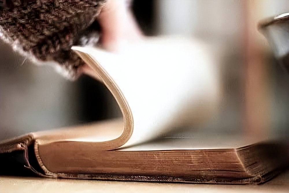 绥阳县育红小学书香随行快乐阅读,共读一本书同做智慧教师读书分享