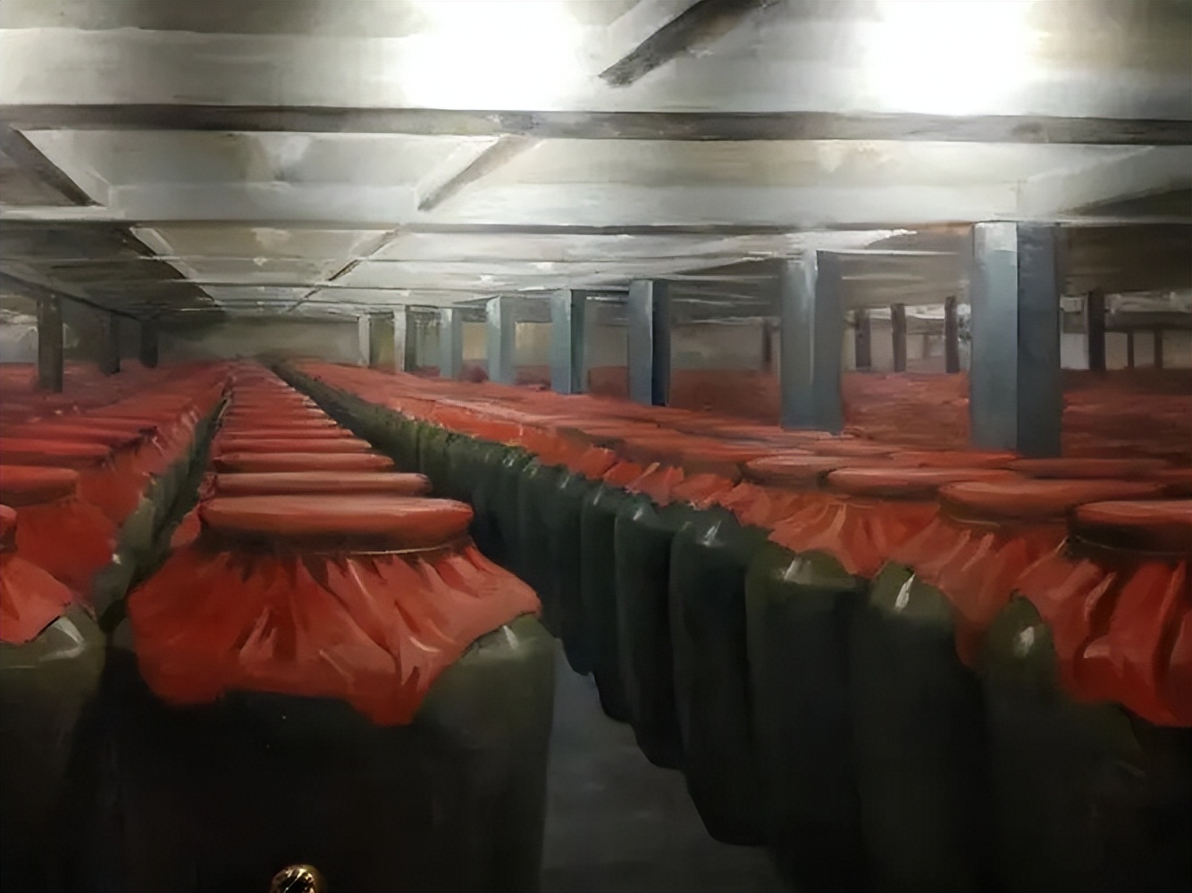 97年香港回归2斤装赖茅价格,香港回归特制赖茅一斤多少钱