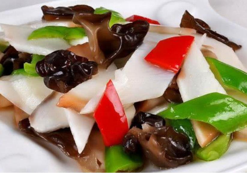 吃什么菜对腰恢复好,腰疼饮食要喝什么汤补腰