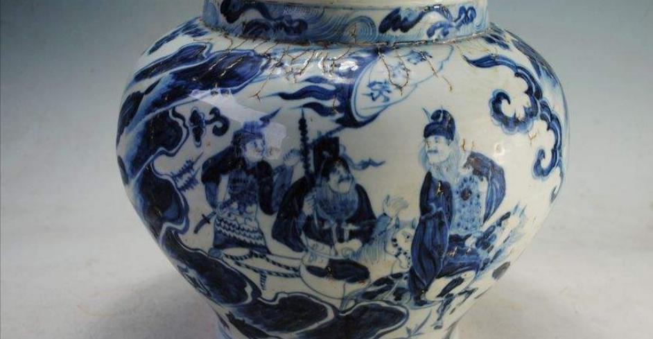 1980年广西民工挖到骨灰罐,广西骨灰罐