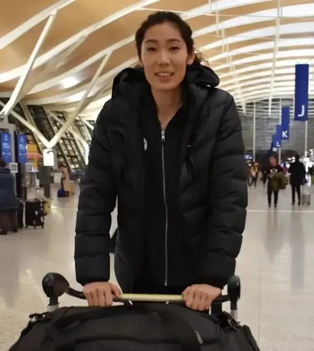 女排最近新闻,女排队员李盈莹最近的消息