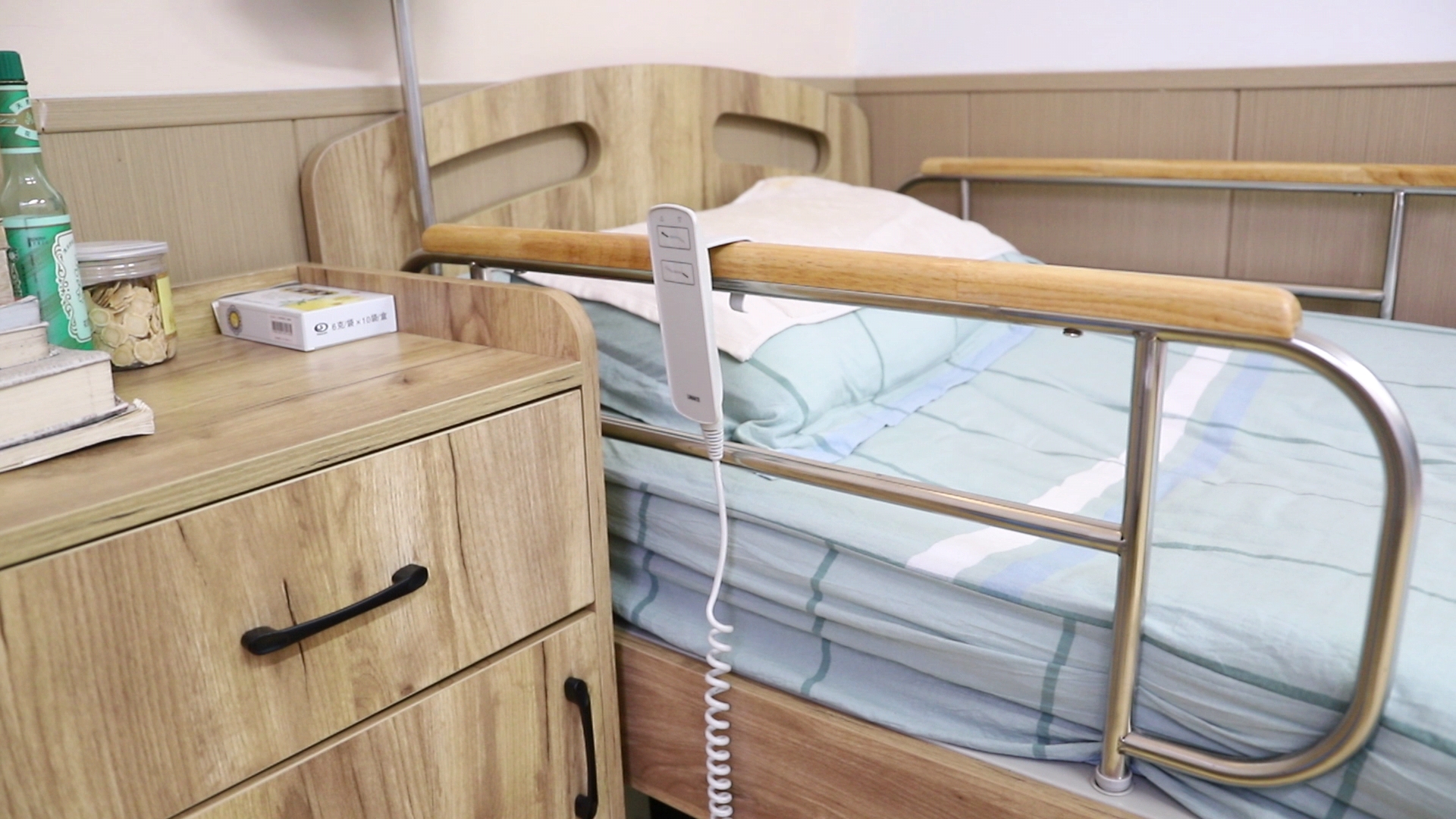 在老年人活动中心工作怎么样,老年人在社区服务中心能干什么