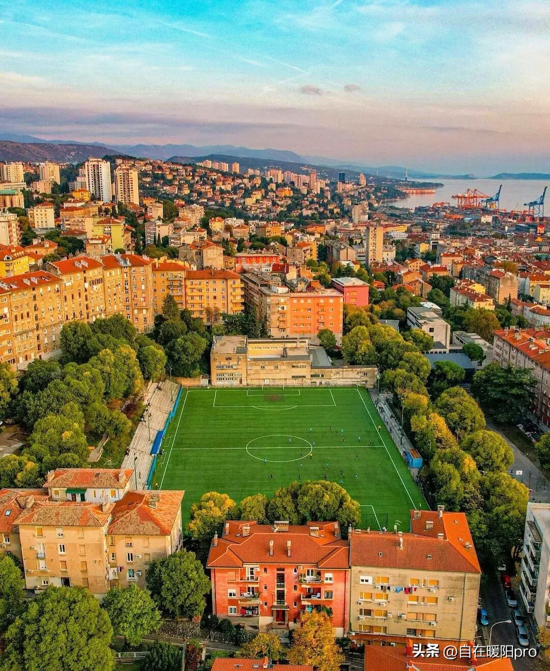 上届世界杯克罗地亚打巴西,上届欧洲杯克罗地亚出线了吗