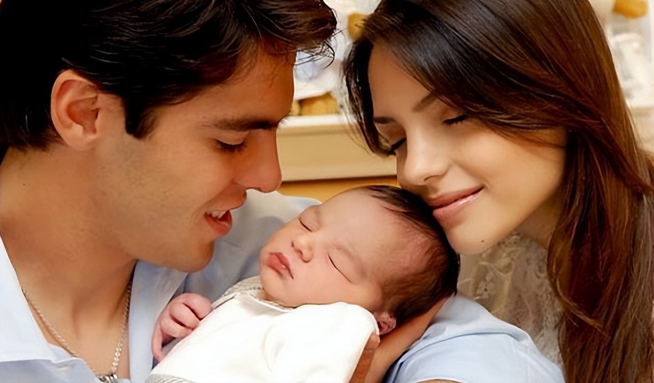 卡卡和前妻相爱吗,卡卡和前妻的恩爱视频