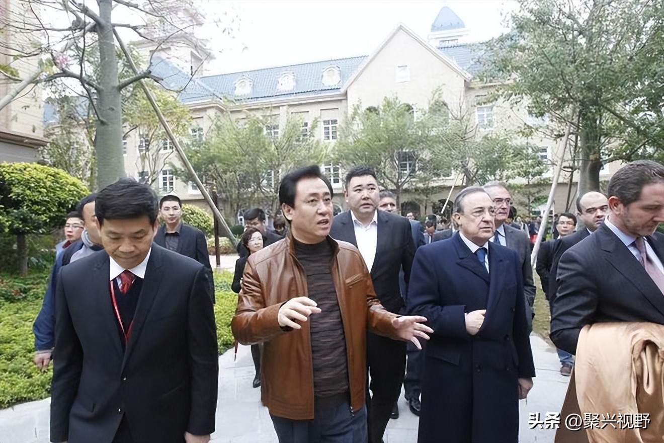 负债两万亿的许家印还能翻身吗,恒大许家印承担社会责任视频