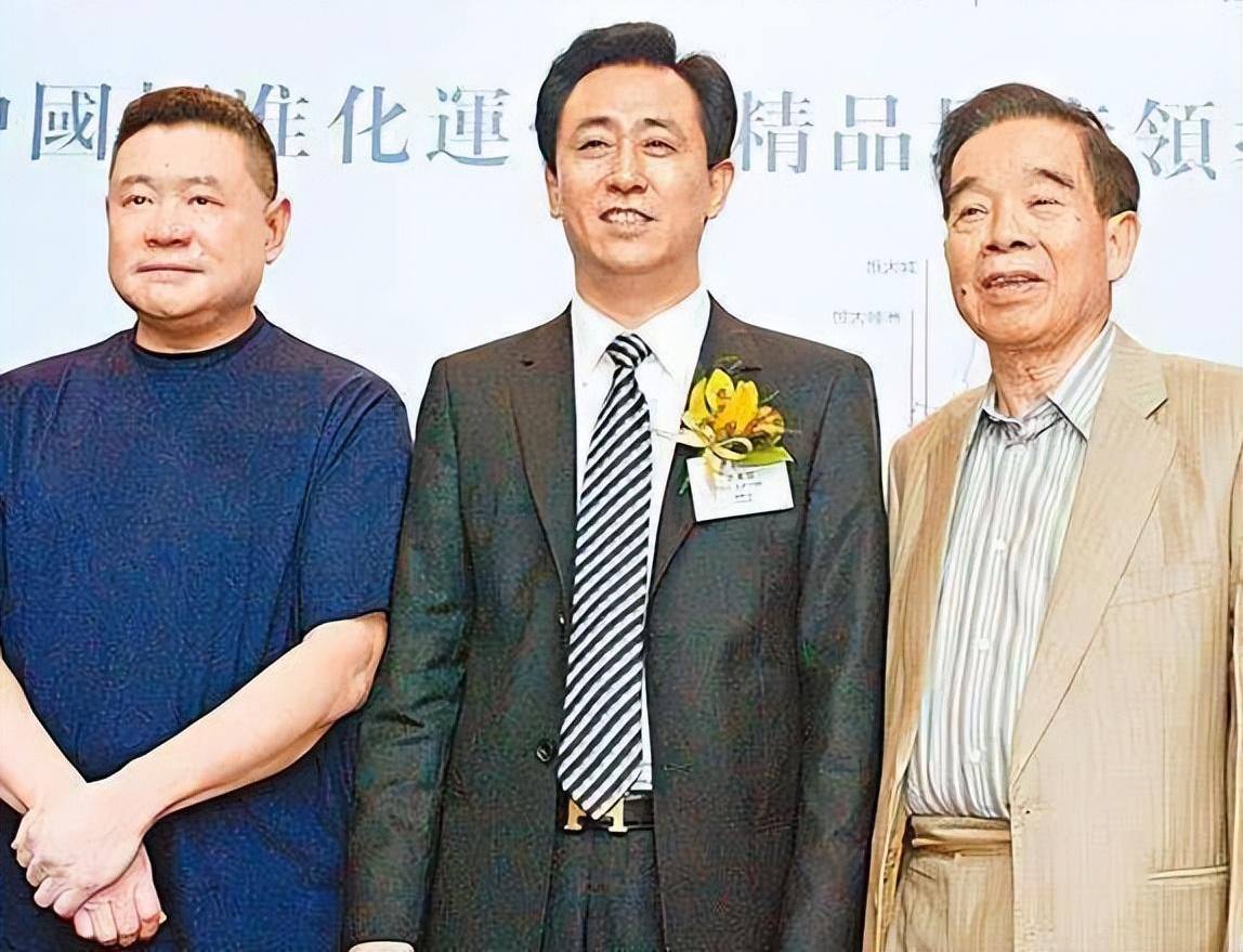 香港第三大富豪，靠继承岳父产业发家，家族坐拥264亿美元资产