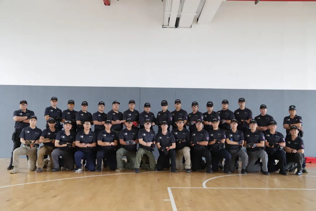 教官演示纳丽德机械棍,纳丽德教官版机械棍暴力测试