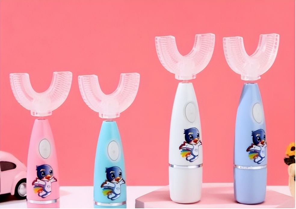 杂牌电动牙刷的危害,长久不换电动牙刷的危害