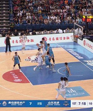 在青岛迈起霸王步！“技术流”陶汉林活久见