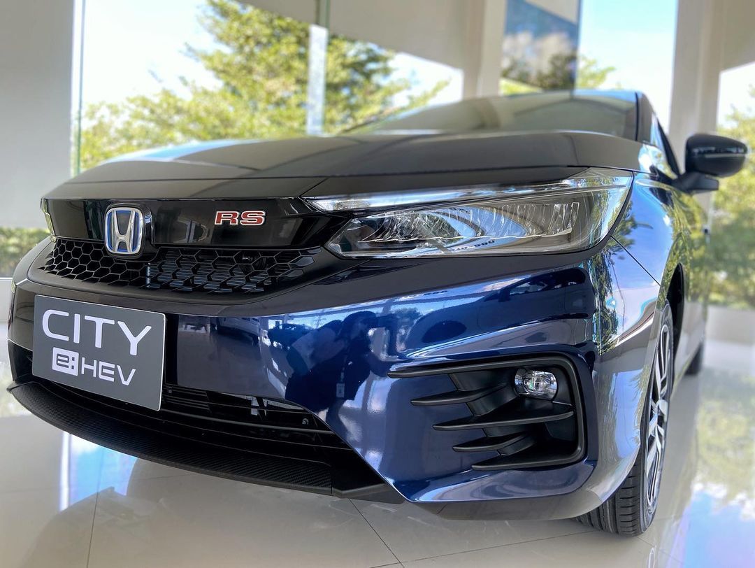 实力超越桑塔纳！新款本田CITY进店！油耗5.4升，或售7.8万，帅气