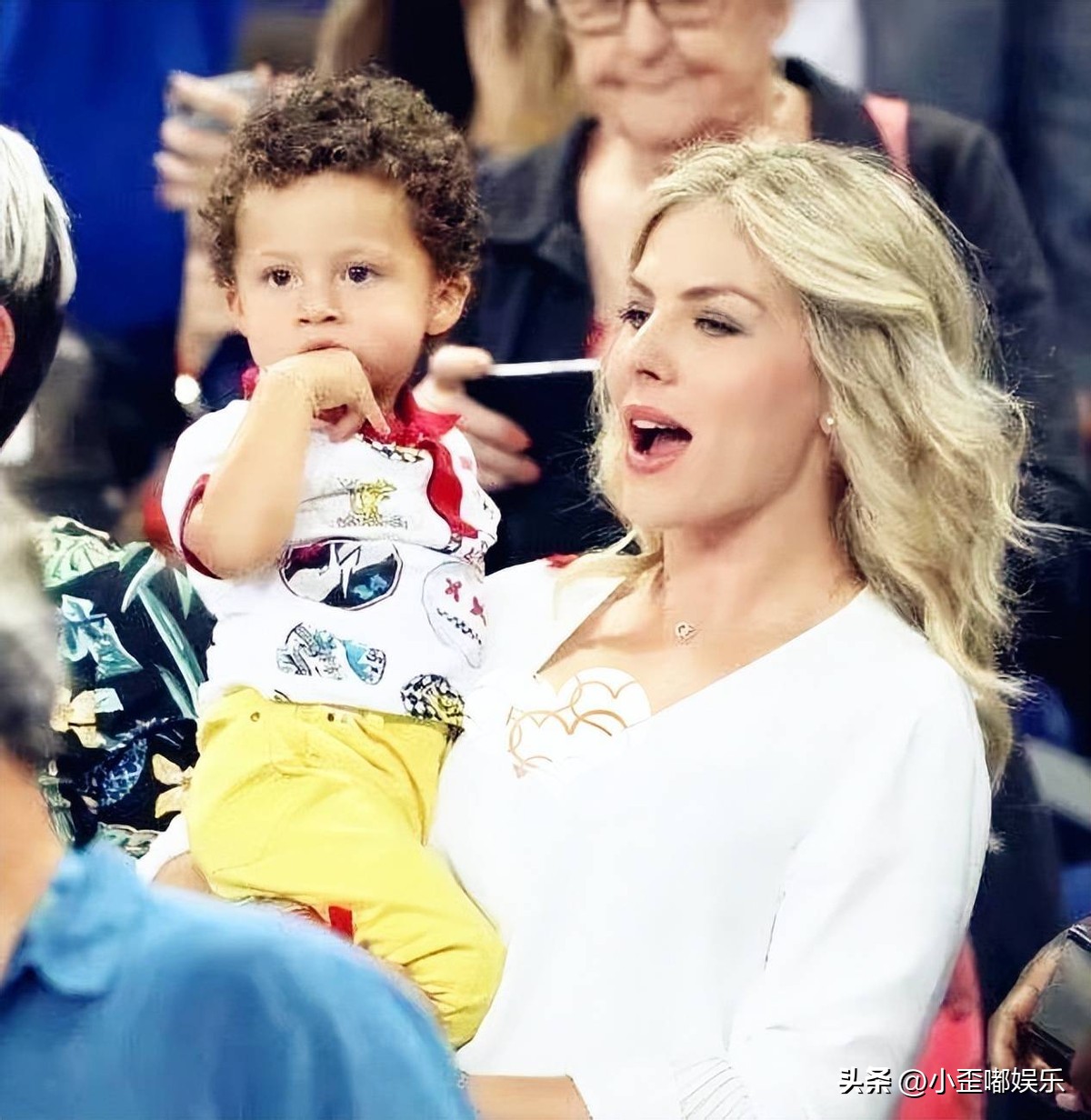 世界杯c罗几个老婆,世界杯球星太太团美貌