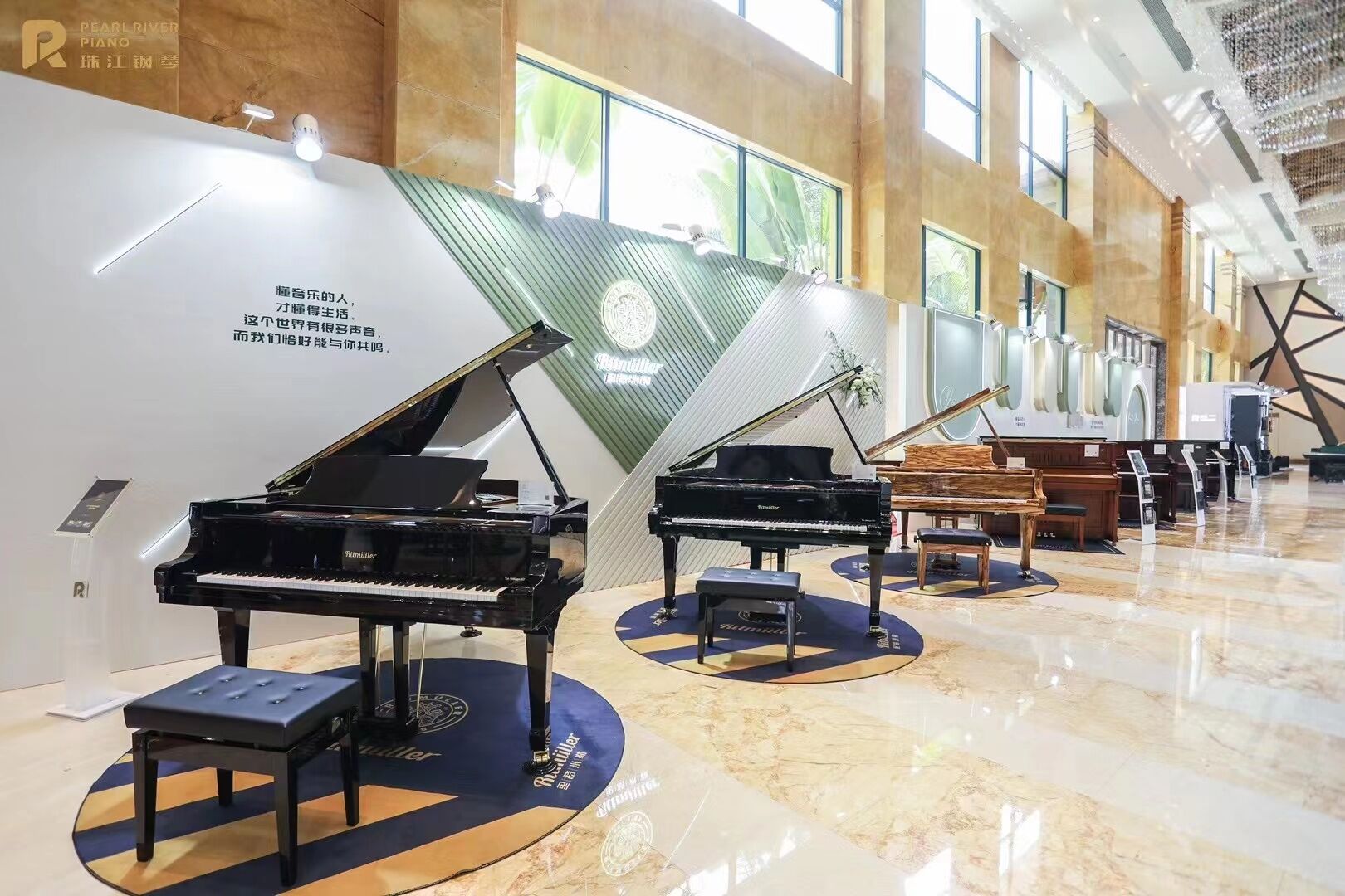 珠江钢琴恺撒堡哪款性价比高,珠江钢琴里特米勒和恺撒堡对比