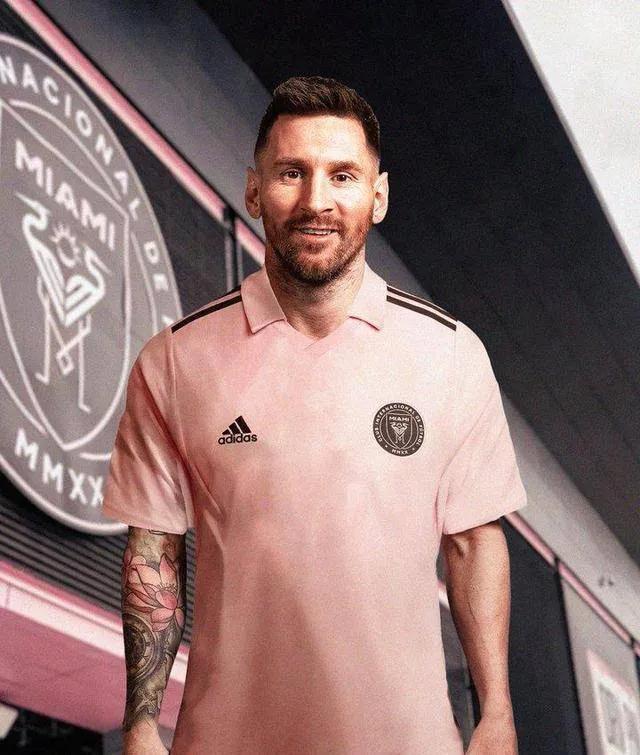 美国媒体报道梅西转会迈阿密,梅西宣布加入迈阿密国际原视频