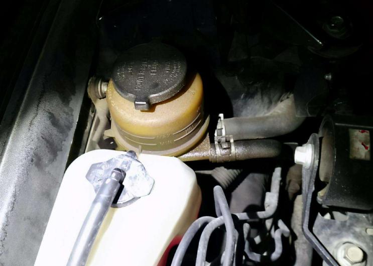 汽车转向转不过去,汽车转向不精准可以改吗