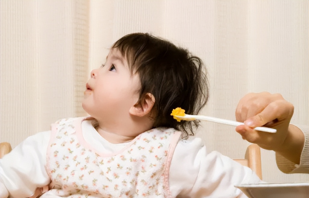 宝宝比同龄矮怎么办,宝宝比同龄的孩子更矮