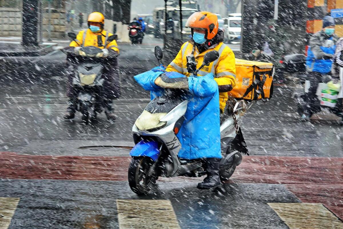 外卖小哥走红今日头条,外卖小哥