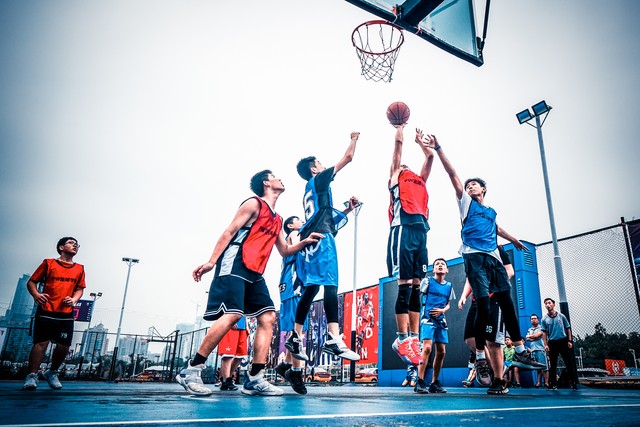 以篮球为主题的邮票,新中国第一枚邮票价格