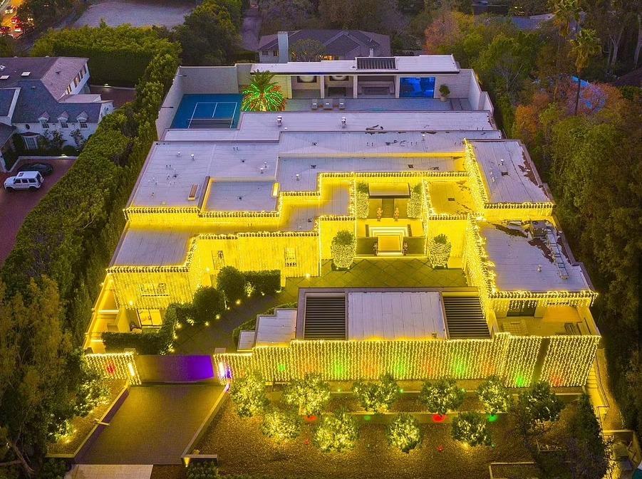 卡戴珊家族每个女儿的恋爱史,卡戴珊家族回忆大姐的婚姻