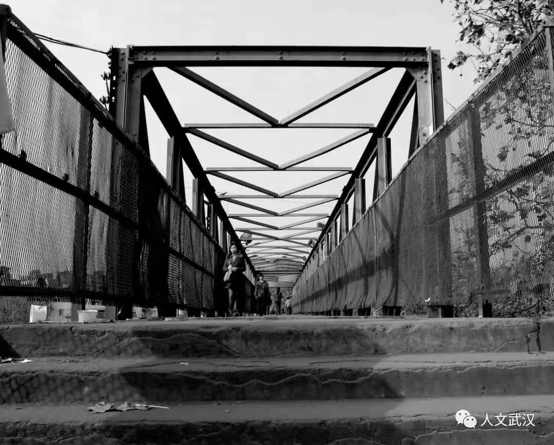 50年代的汉口三眼桥,武汉汉口古镇留影