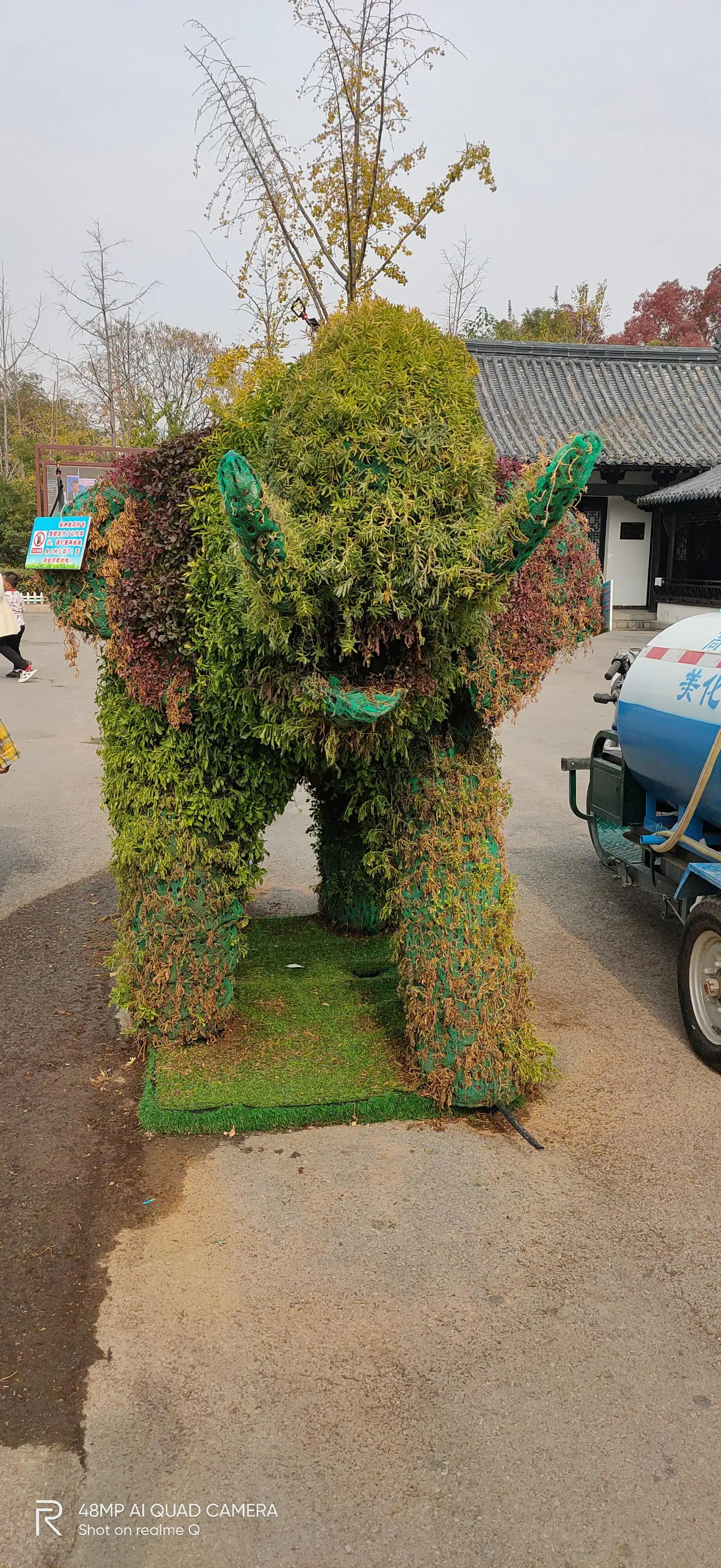 徐州彭祖园森林探险,徐州彭祖园名人石像