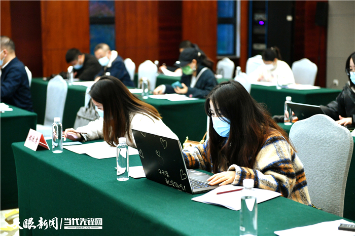 贵州旅游五折优惠政策,冬游贵州享一免三减半