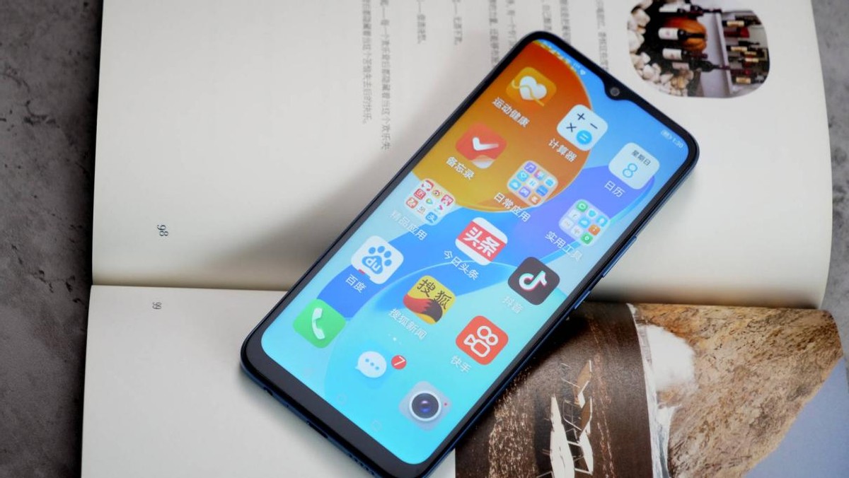 荣耀畅玩30有5g,荣耀畅玩30m5g