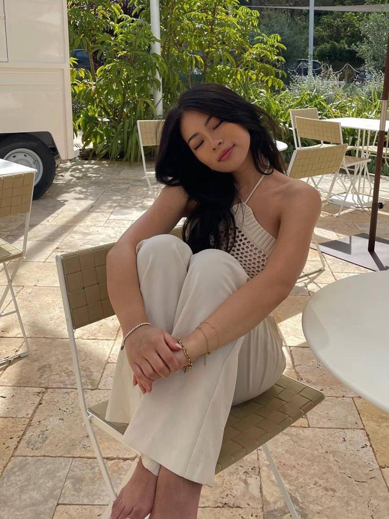 推荐几款好看的鲨鱼夹,鲨鱼夹怎么搭配好看