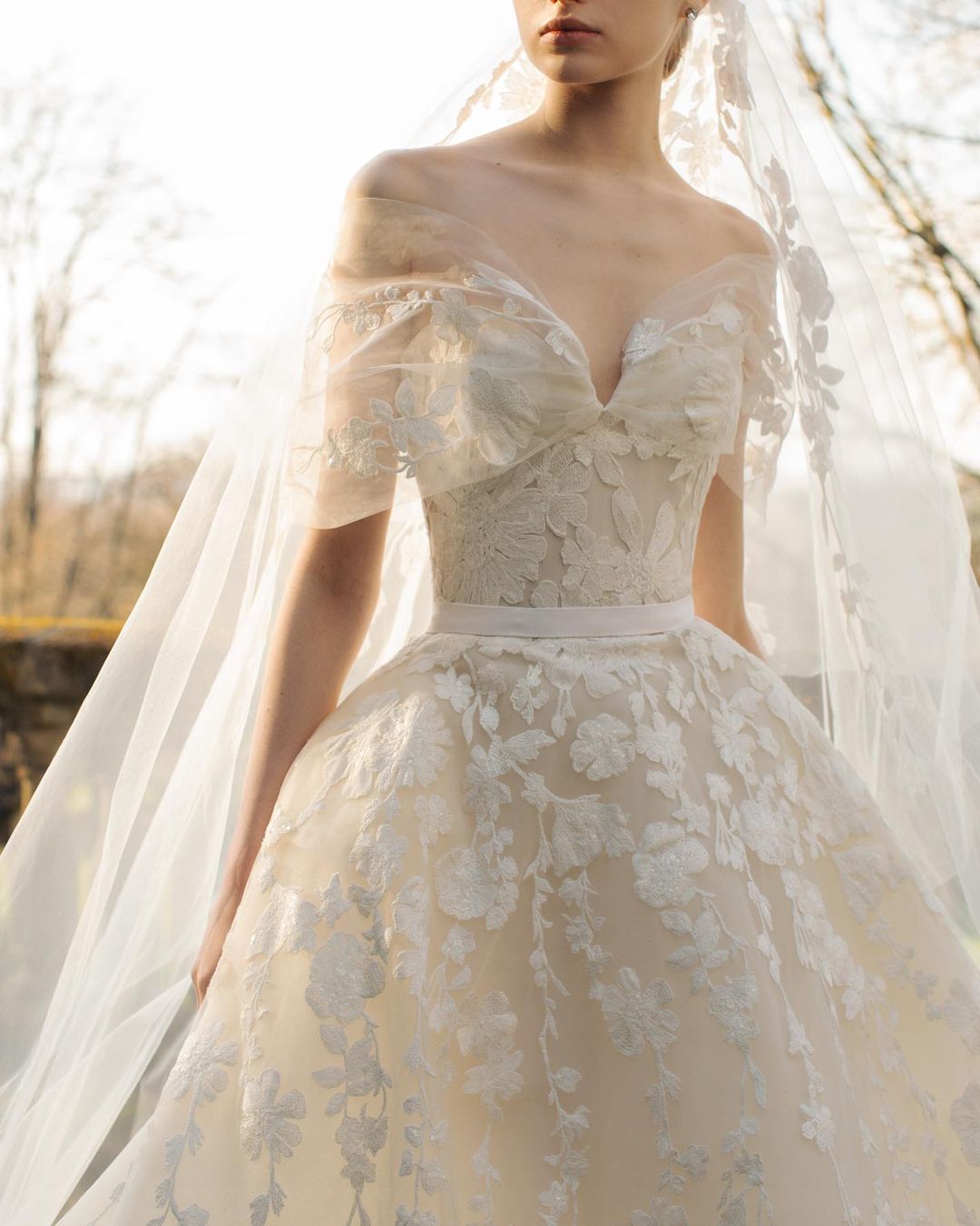 eliesaab婚纱高定2023,黎巴嫩eliesaab仙女裙高定