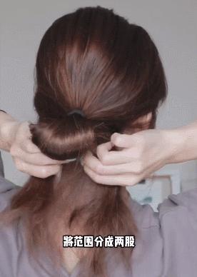 冬天披发好看又显脸小的发型,冬季干净利落减龄的发型