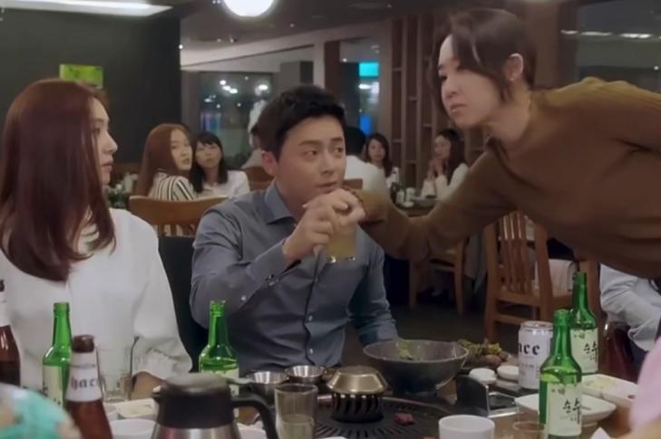 韩国色情业为何如此猖獗?100多万女性受害,打黄18年越打越黄?