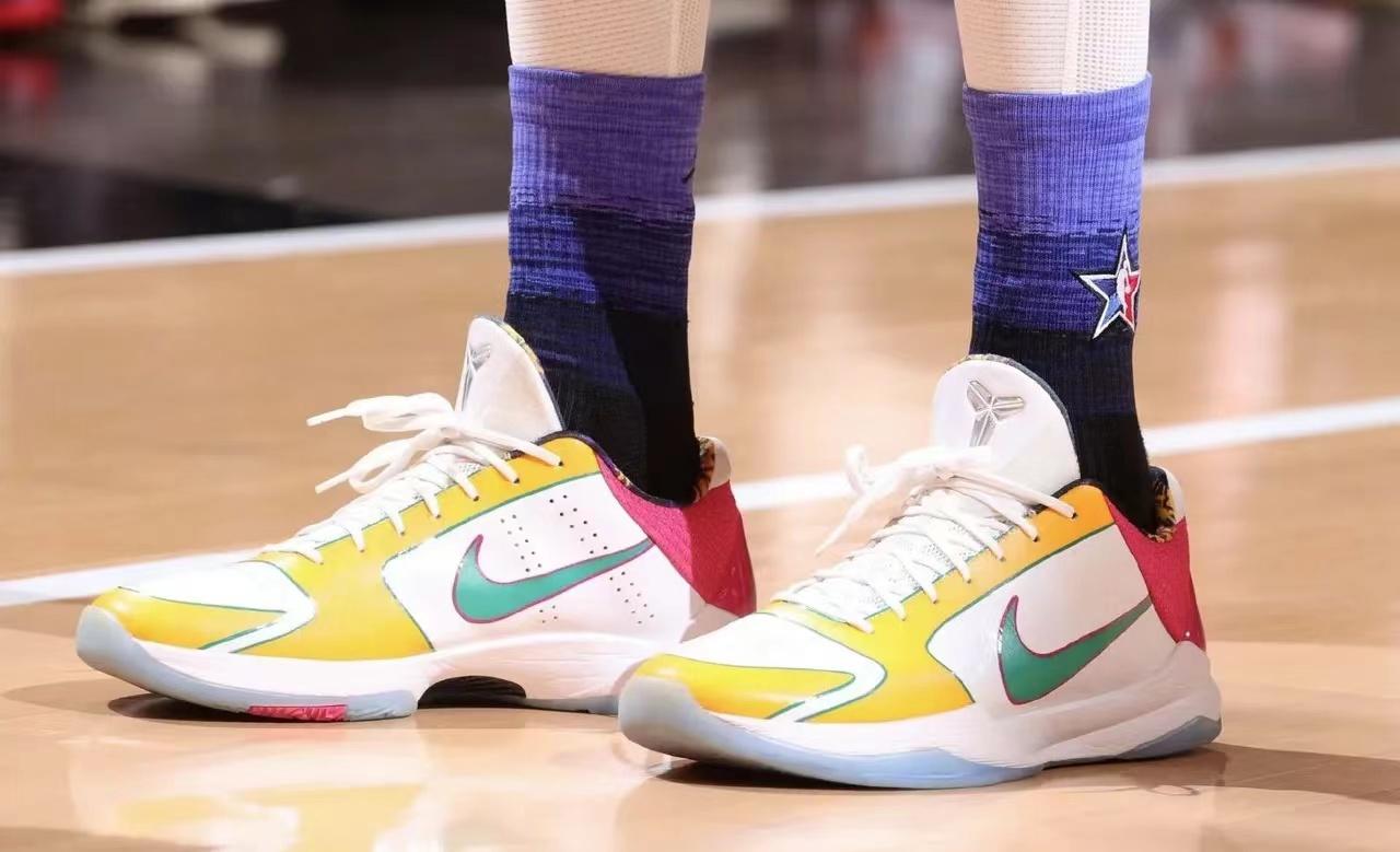 nike和adidas代言,2024nba全明星阿迪