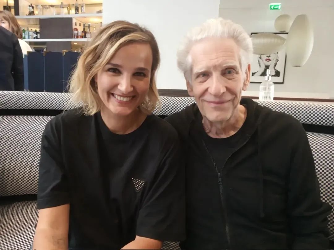 年度R级惊悚！谁还没被刷屏