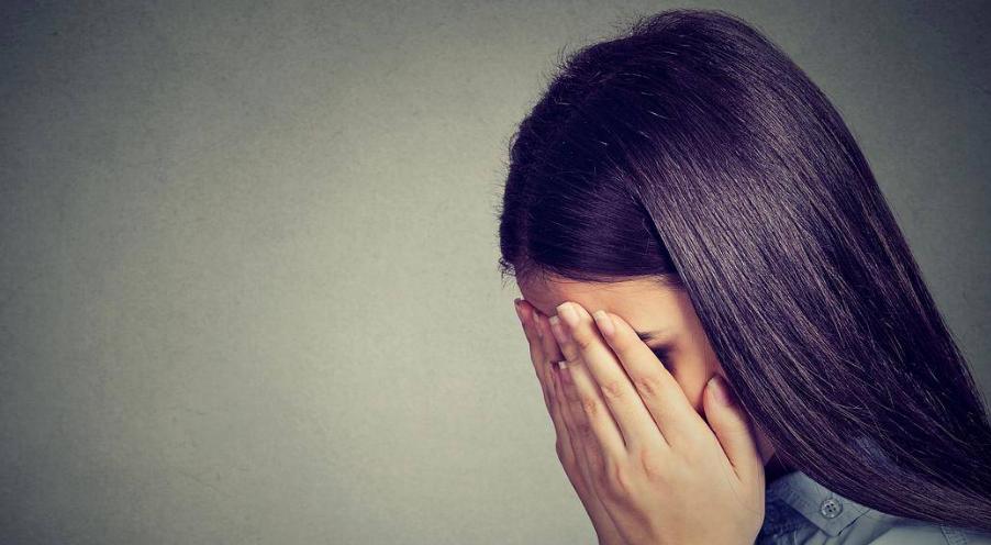 留守儿童被歧视例子,当过留守儿童的人内心都比较自卑