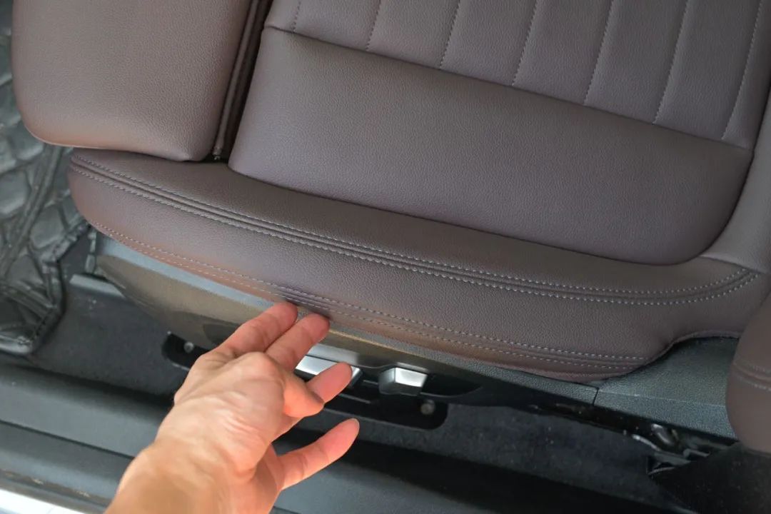 宝马330i曜夜长轴与短轴,多少钱能买宝马330i