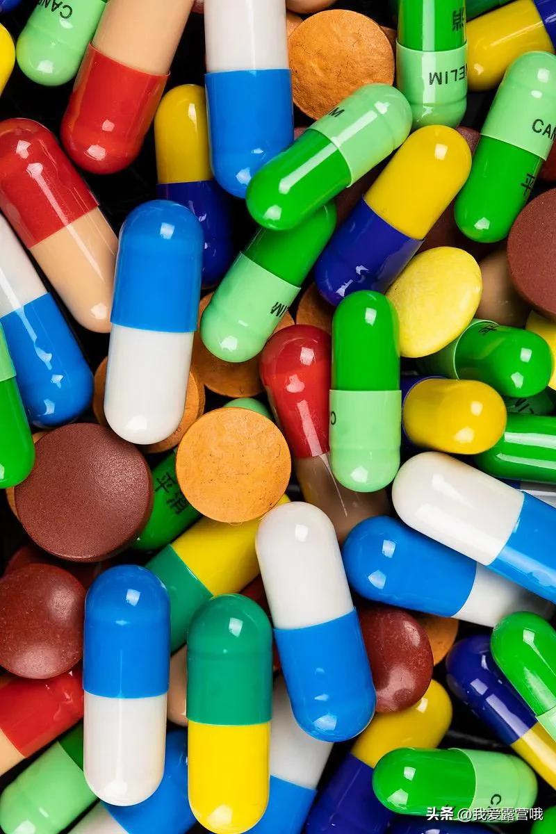 8岁孩子感冒发烧抢救无效,孩子感冒发烧到底该不该吃抗生素