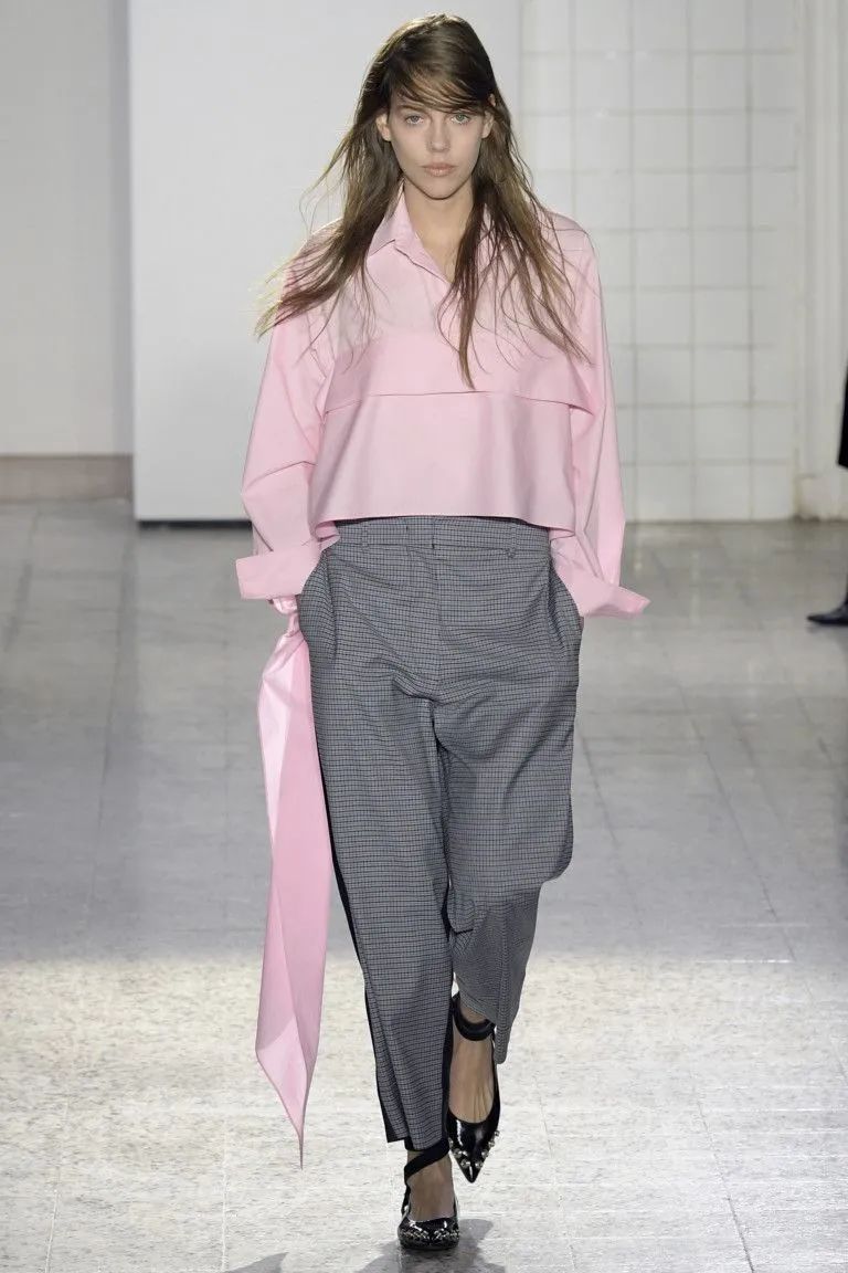 粉色配高级灰好看吗,粉色配灰色好看吗