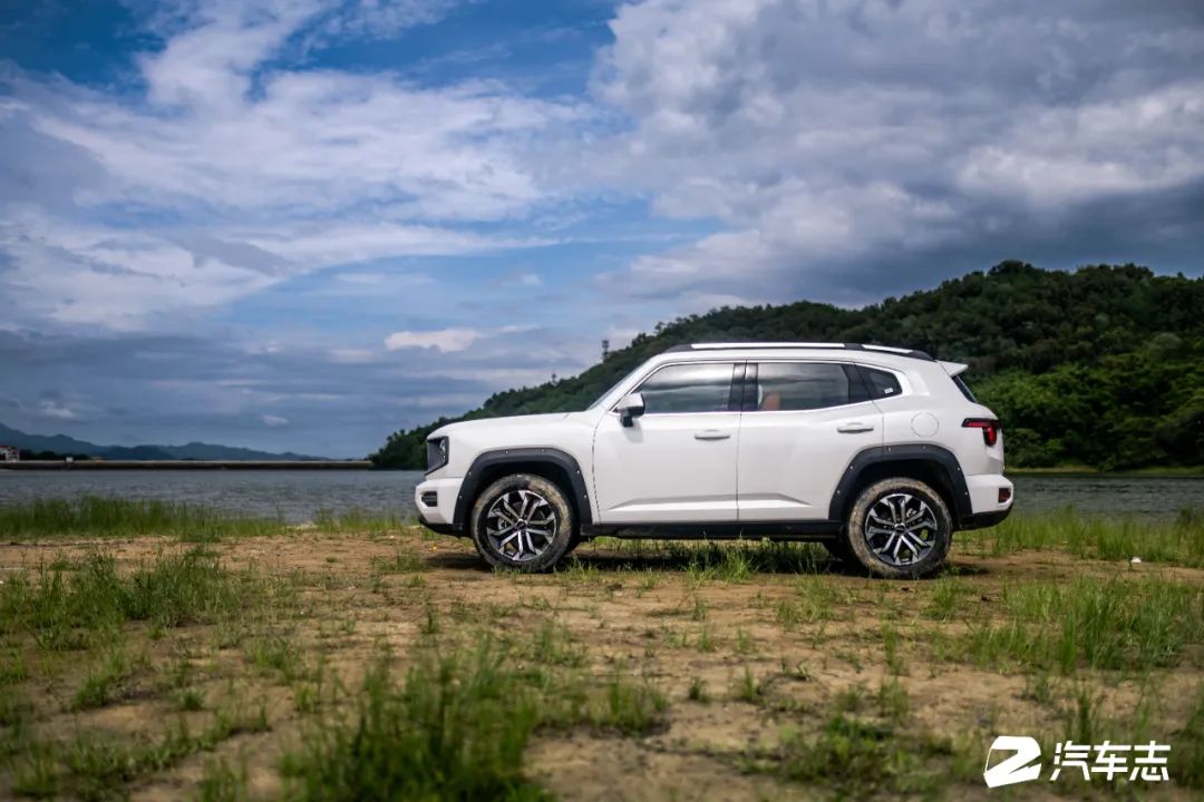 15万级别suv这3款怎么买很挑人,15万可选的四驱suv这4款物有所值